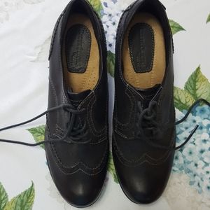 Lace up Oxford heels